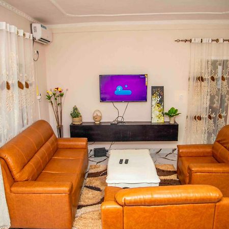 Les Logis De Nouvelle Route Bastos Apartment Yaounde Luaran gambar
