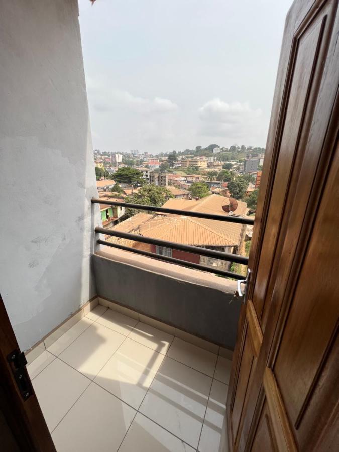 Les Logis De Nouvelle Route Bastos Apartment Yaounde Luaran gambar