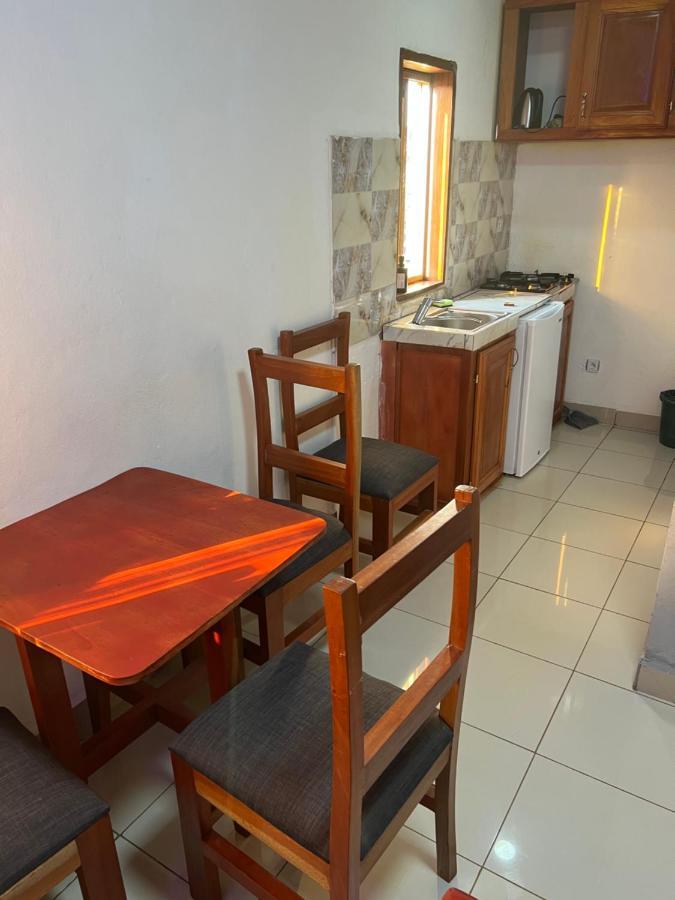 Les Logis De Nouvelle Route Bastos Apartment Yaounde Luaran gambar