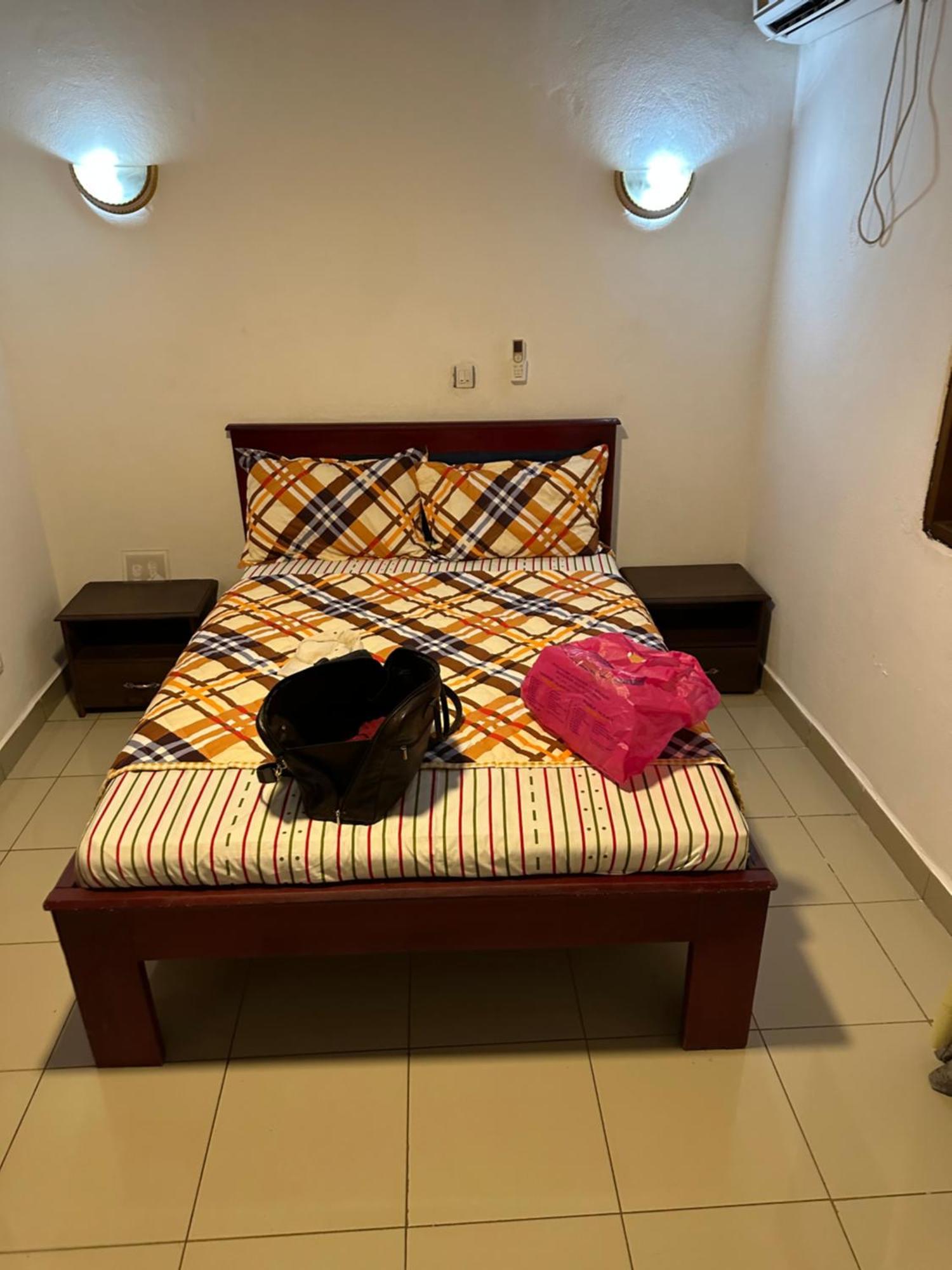 Les Logis De Nouvelle Route Bastos Apartment Yaounde Luaran gambar