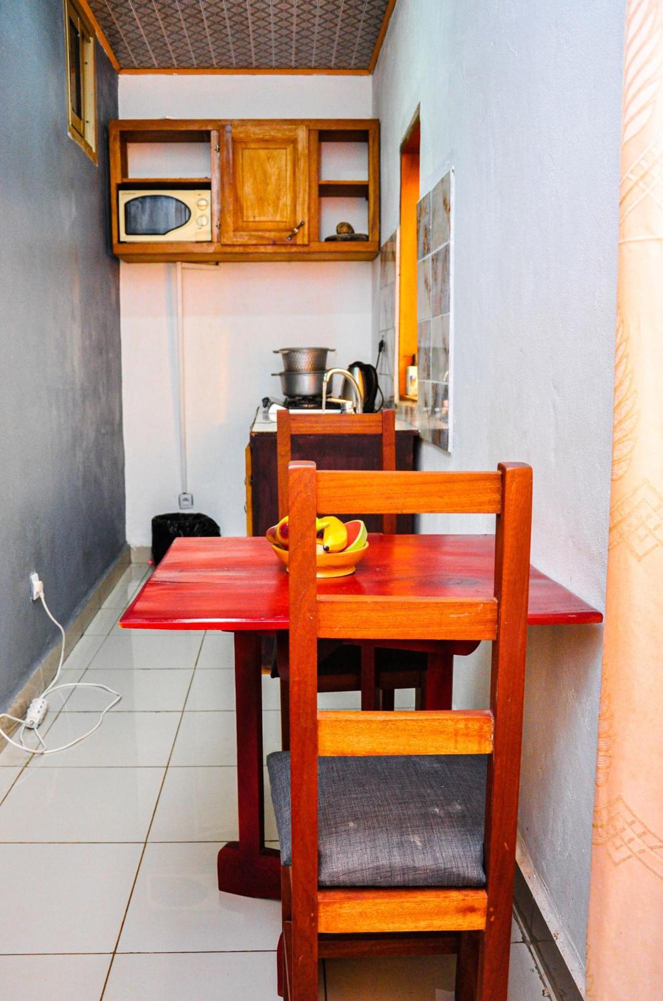 Les Logis De Nouvelle Route Bastos Apartment Yaounde Luaran gambar